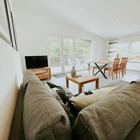 Apartment 100 Qm Im Weindorf - Balkon/Garage Aspisheim Zewnętrze zdjęcie