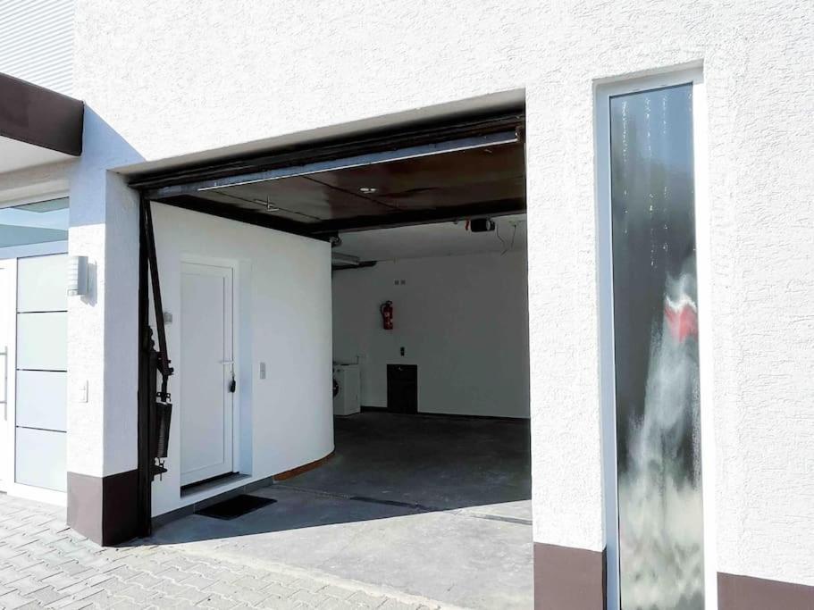 100 Qm Im Weindorf - Balkon/garage